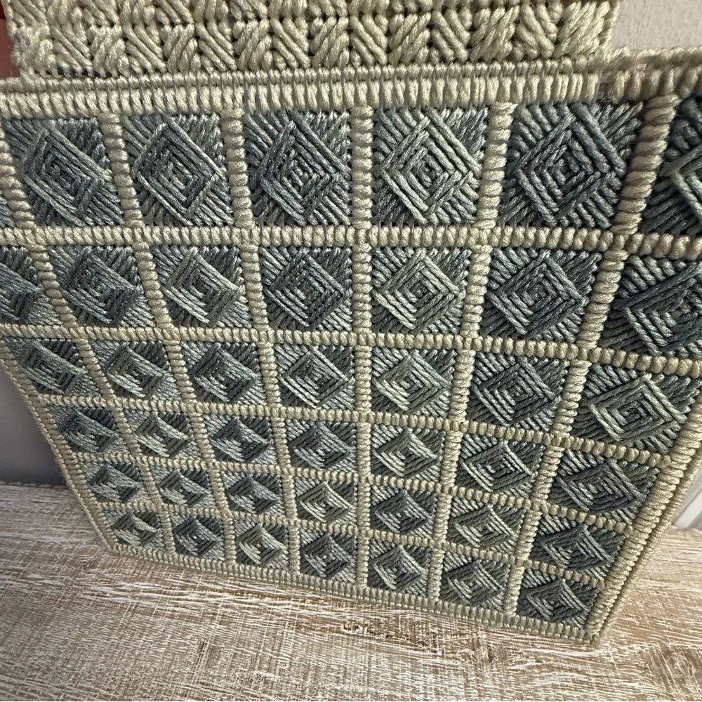 Vintage Cream and Gray Tote with Lucite Handles - Picture 5 of 16